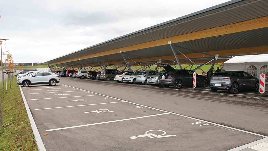 Hectronic: The World's Largest Charging Park