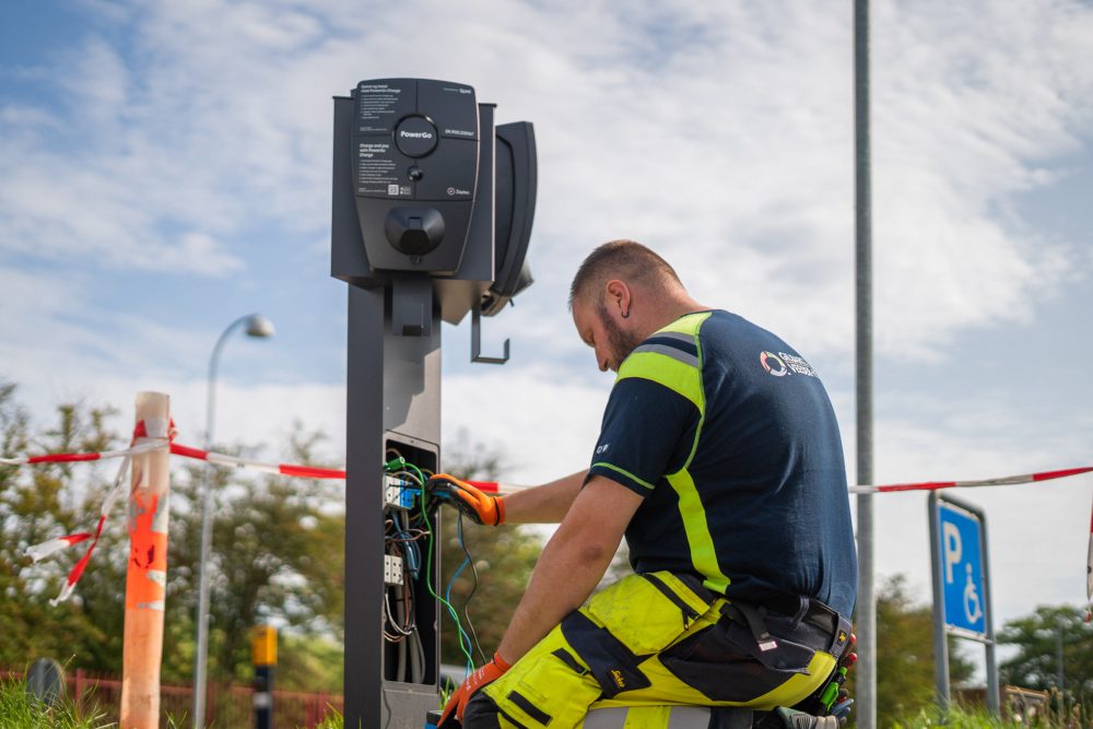 Expanding the public charging network 