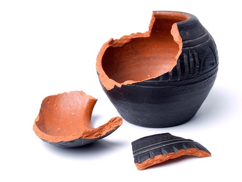 image of a broken pot