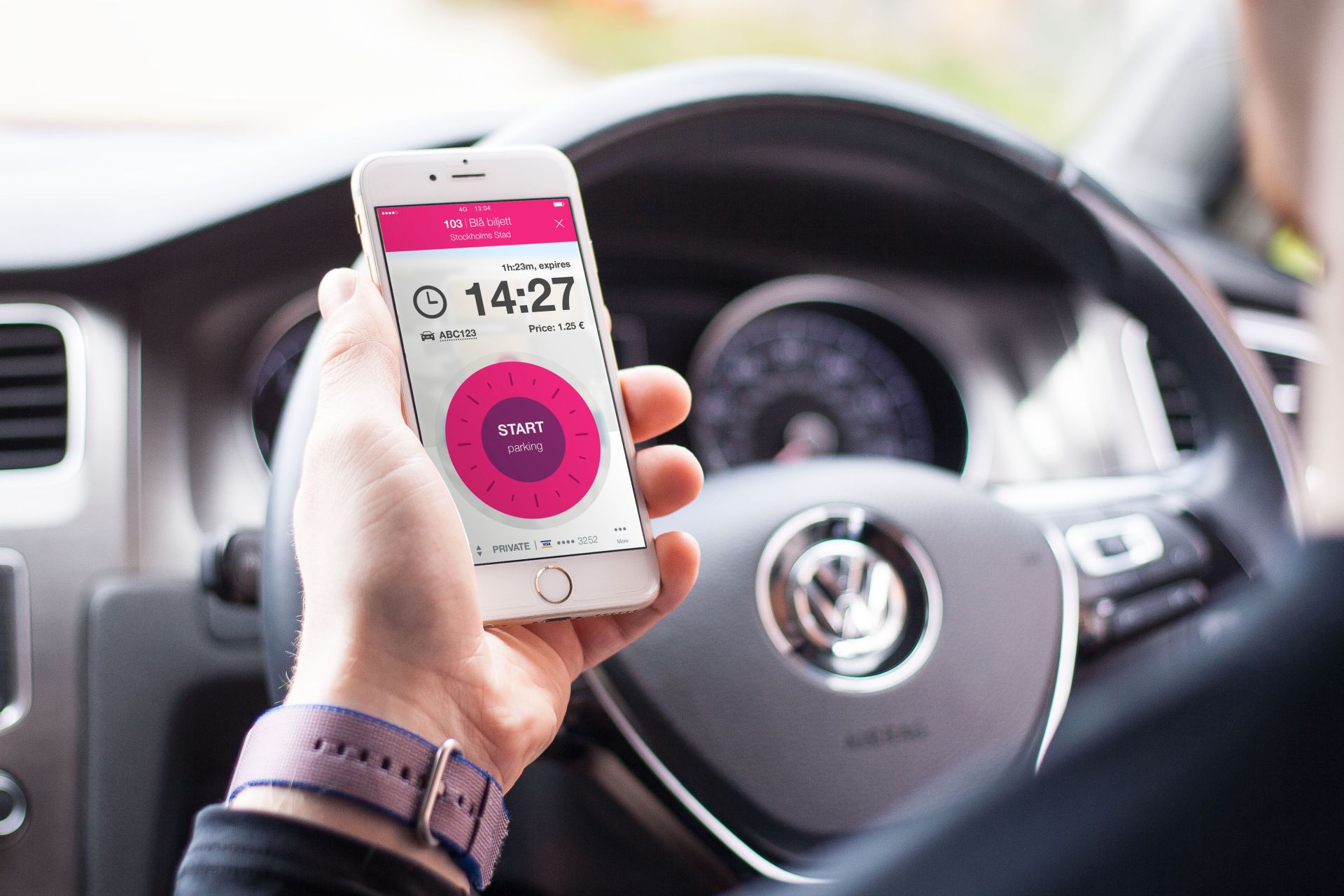The EasyPark app enables you to quickly and easily find a parking space in over 1,000 cities, in 15 countries.