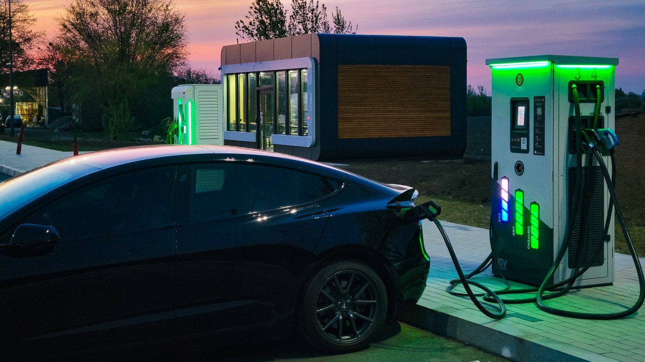 Welcome to GO TO-U Hubs, where we redefine the concept of electric vehicle (EV) charging.