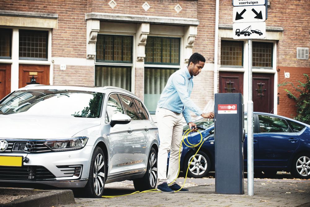 456 of the regular EVBox charging points in Amsterdam have been converted into Flexpower