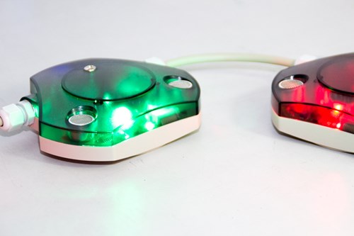 Green and red parking sensor for parking guidance systems
